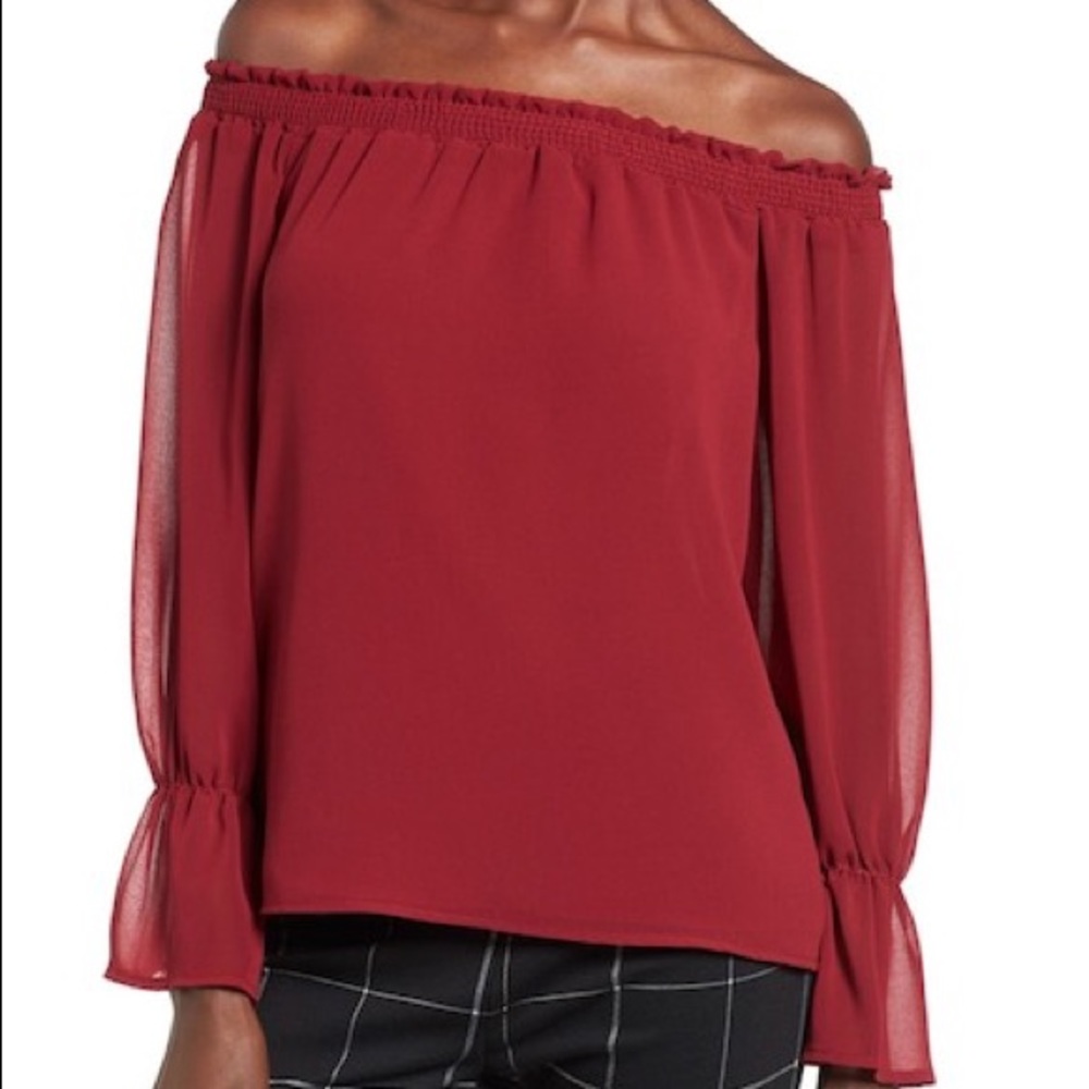 Wayf Off-The-Shoulder Long Sleeved Blouse